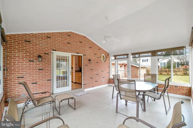 8010 GLENDALE DR, Frederick, MD 21702