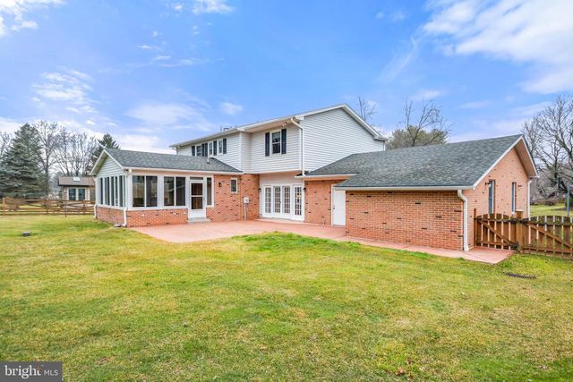 8010 GLENDALE DR, Frederick, MD 21702