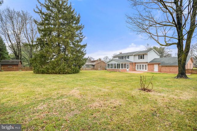 8010 GLENDALE DR, Frederick, MD 21702