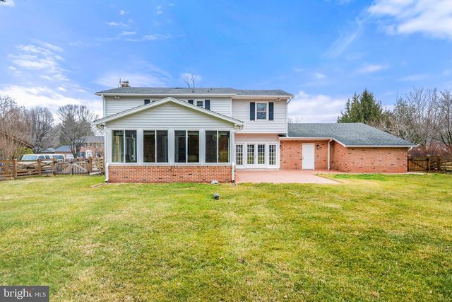 8010 GLENDALE DR, Frederick, MD 21702