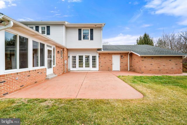 8010 GLENDALE DR, Frederick, MD 21702