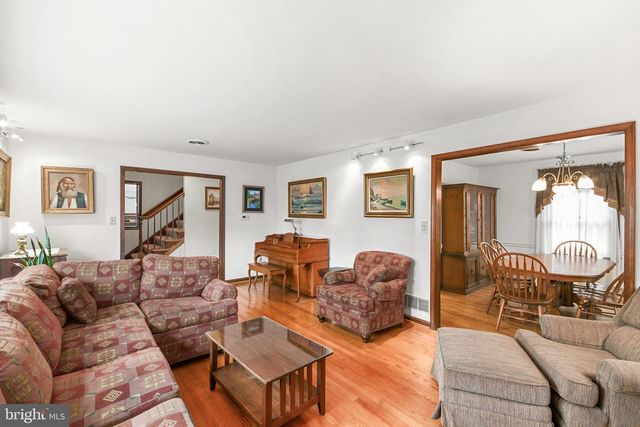 8010 GLENDALE DR, Frederick, MD 21702