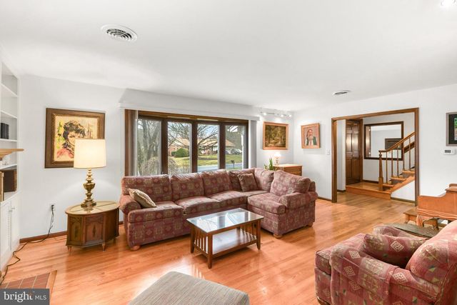 8010 GLENDALE DR, Frederick, MD 21702