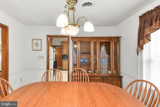 8010 GLENDALE DR, Frederick, MD 21702