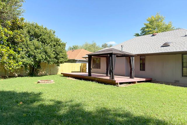 2225 W Rockwood Street, Springfield, MO 65807