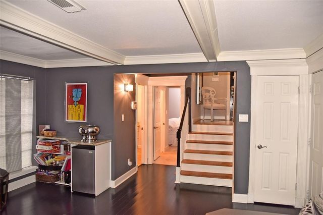 1802 Potomac D, Houston, TX 77057