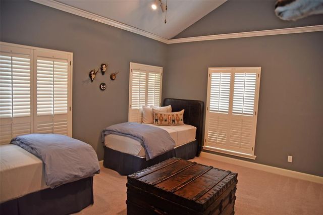 1802 Potomac D, Houston, TX 77057