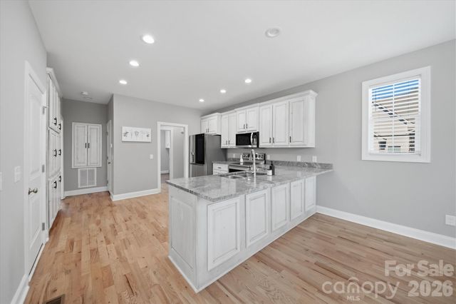 135 Maplewood Court, Hudson, NC 28638