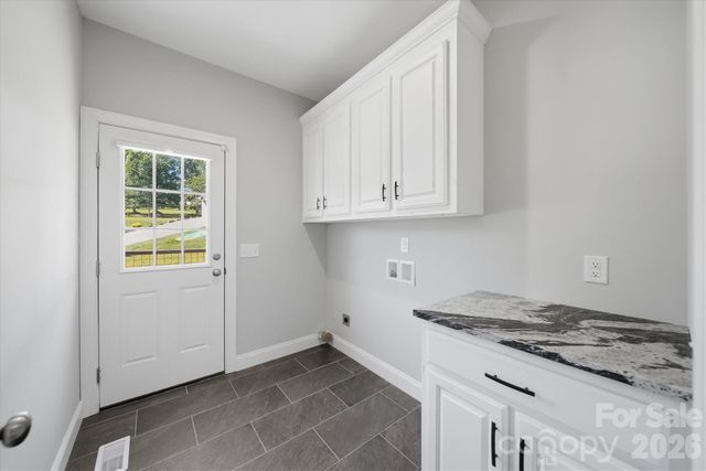 135 Maplewood Court, Hudson, NC 28638