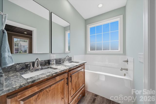 135 Maplewood Court, Hudson, NC 28638