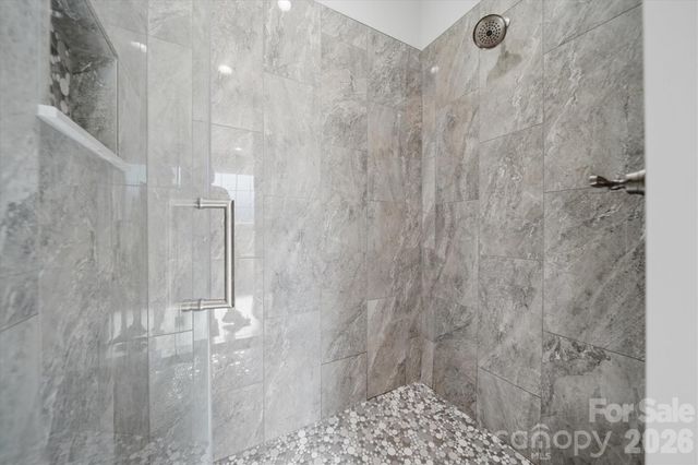135 Maplewood Court, Hudson, NC 28638