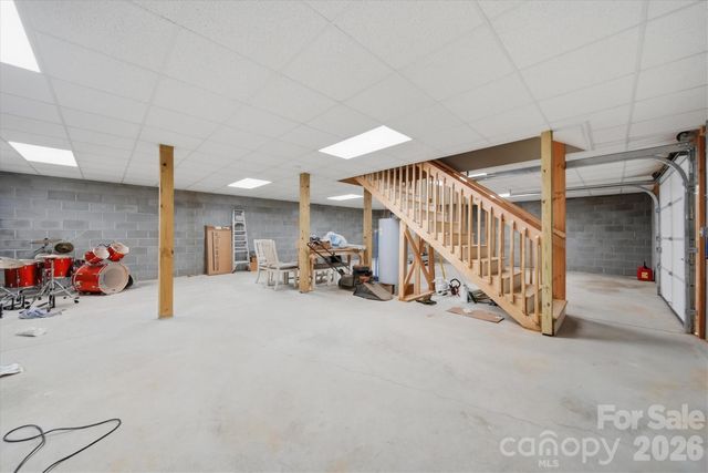 135 Maplewood Court, Hudson, NC 28638