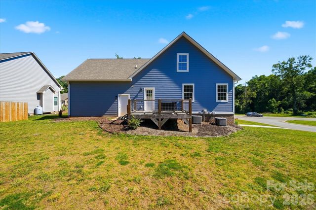 135 Maplewood Court, Hudson, NC 28638