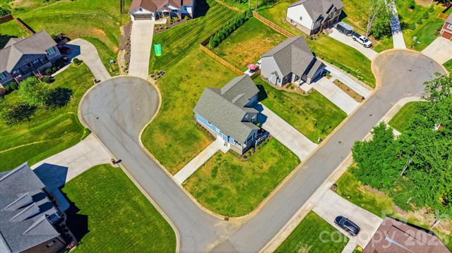 135 Maplewood Court, Hudson, NC 28638