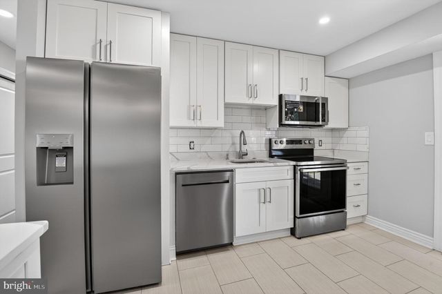 4305 BEL PRE RD, Rockville, MD 20853