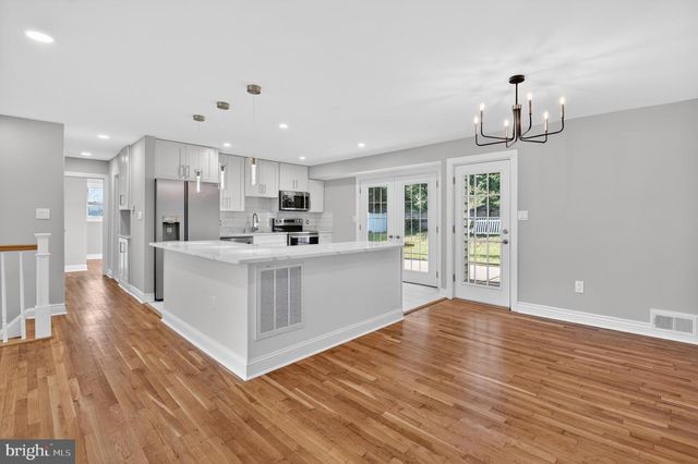 4305 BEL PRE RD, Rockville, MD 20853
