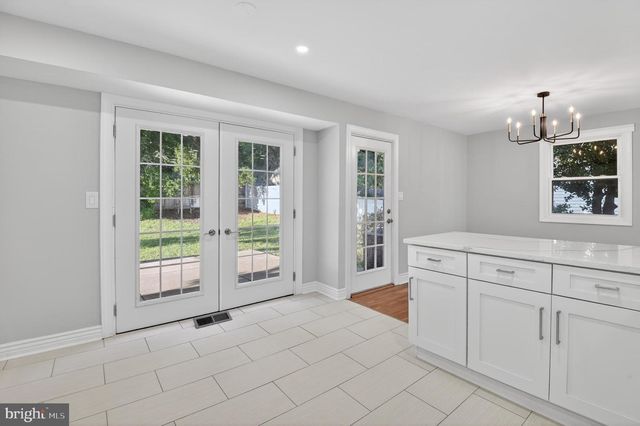 4305 BEL PRE RD, Rockville, MD 20853