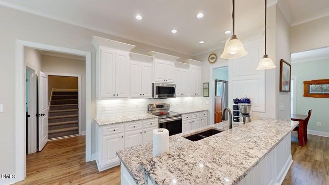 305 Summerfield Drive, Pikeville, NC 27863