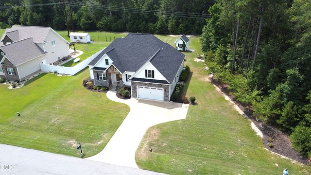 305 Summerfield Drive, Pikeville, NC 27863