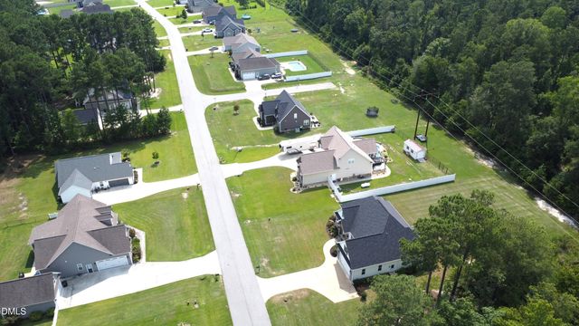 305 Summerfield Drive, Pikeville, NC 27863