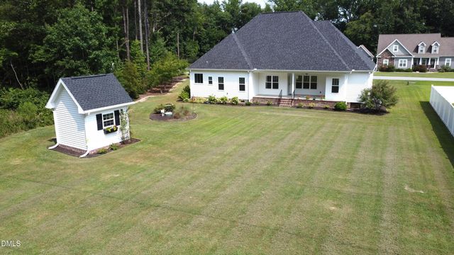 305 Summerfield Drive, Pikeville, NC 27863