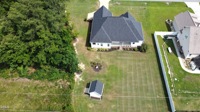 305 Summerfield Drive, Pikeville, NC 27863