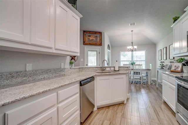 123 Clover Circle, Weatherford, TX 76086
