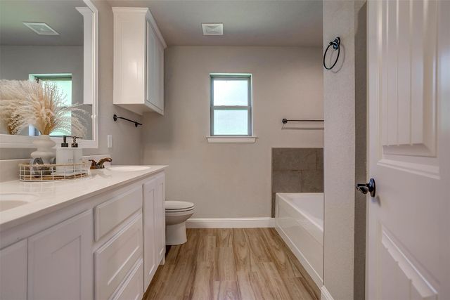 123 Clover Circle, Weatherford, TX 76086