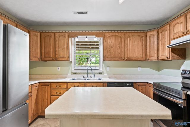 122 Brooks Lane, Somerville, AL 35670