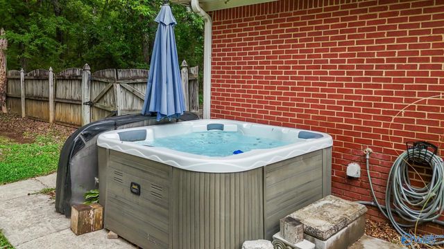122 Brooks Lane, Somerville, AL 35670