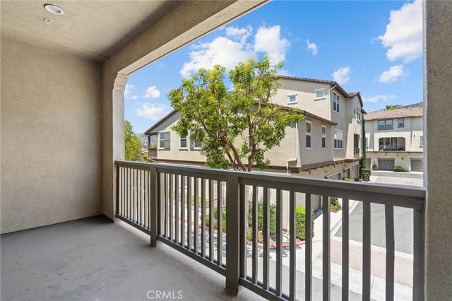 902 N Botanica Lane C, Azusa, CA 91702