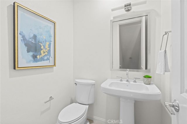 902 N Botanica Lane C, Azusa, CA 91702