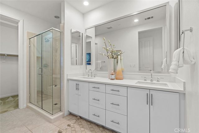 902 N Botanica Lane C, Azusa, CA 91702