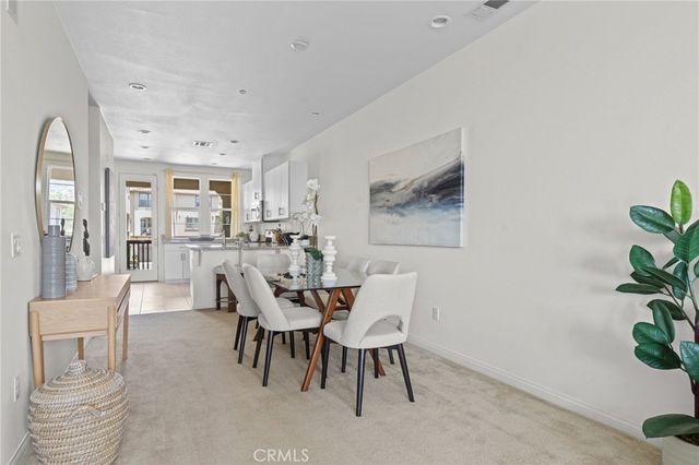 902 N Botanica Lane C, Azusa, CA 91702