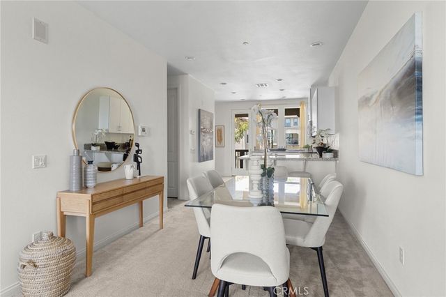 902 N Botanica Lane C, Azusa, CA 91702
