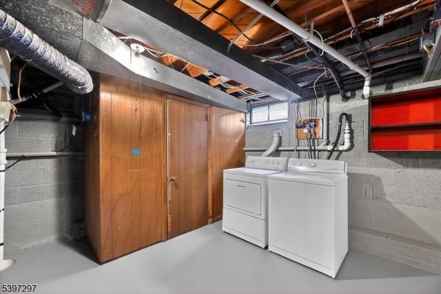 66 Jamros Ter, Saddle Brook Twp., NJ 07663