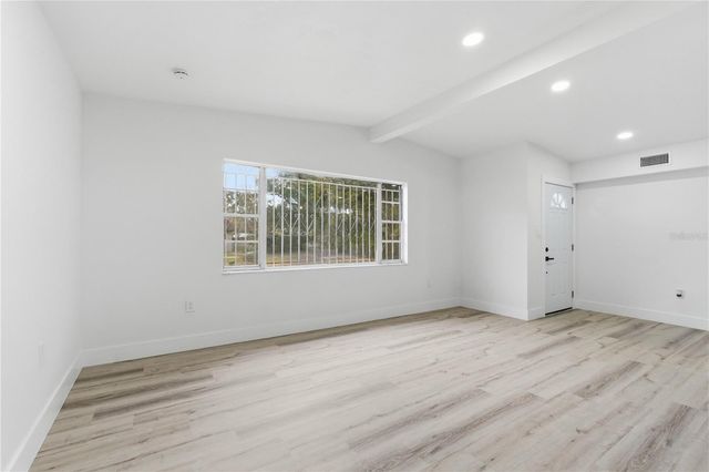 6606 N 30TH STREET, Tampa, FL 33610