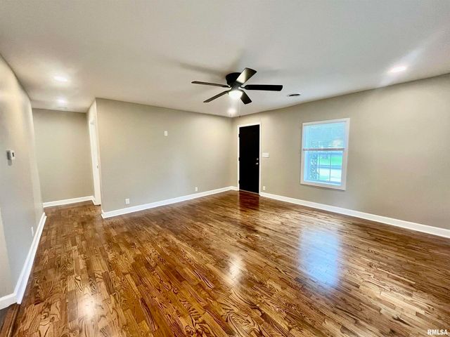 314 W 12TH Street, Metropolis, IL 62960