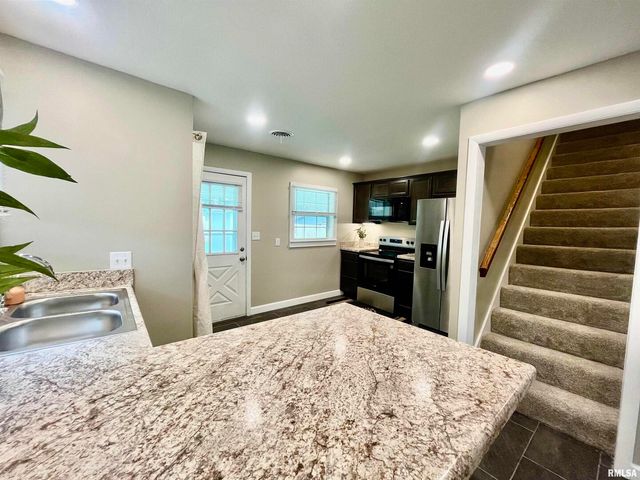 314 W 12TH Street, Metropolis, IL 62960