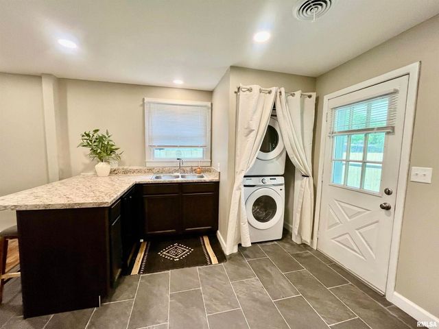 314 W 12TH Street, Metropolis, IL 62960