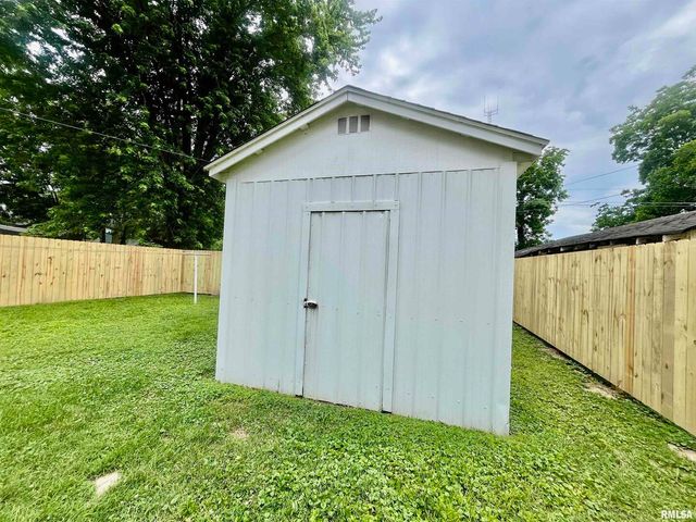 314 W 12TH Street, Metropolis, IL 62960