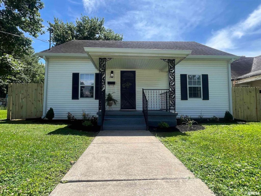 314 W 12TH Street, Metropolis, IL 62960