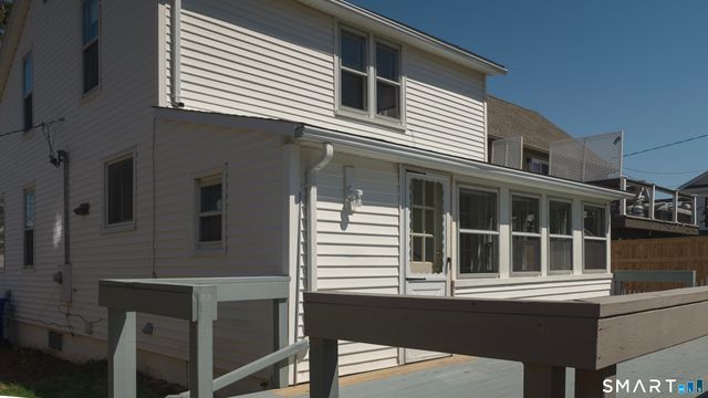 49 Sound View Heights, Branford, CT 06405