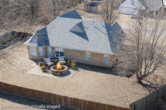 255 CAMERON DR, Oakland, TN 38060