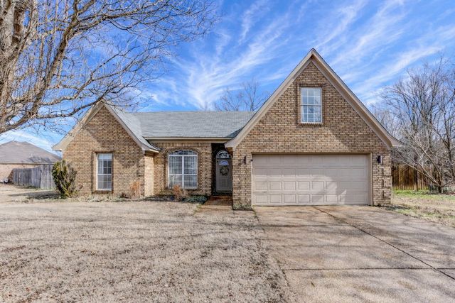 255 CAMERON DR, Oakland, TN 38060