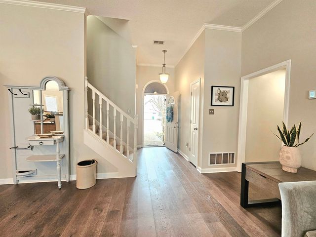 255 CAMERON DR, Oakland, TN 38060