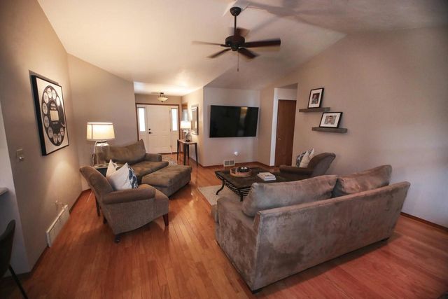 851 Aphrodite ROAD, Green Bay, WI 54311