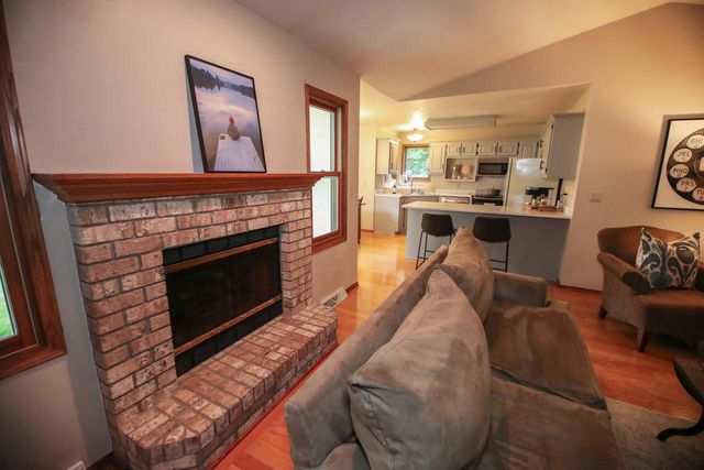 851 Aphrodite ROAD, Green Bay, WI 54311