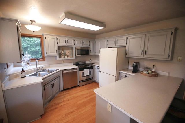 851 Aphrodite ROAD, Green Bay, WI 54311