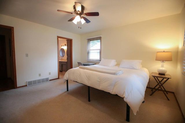 851 Aphrodite ROAD, Green Bay, WI 54311